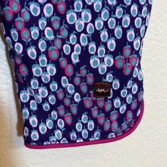 Tea Collection Reversible Two Piece Floral Set - Picture 4 of 11